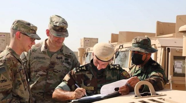 ABD öncülüğündeki DEAŞ karşıtı koalisyondan Peşmerge&#039;ye askeri yardım! Törenle teslim edildi