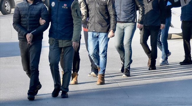 İstanbul'da FETÖ operasyonu: Firari 19 şüpheli gözaltına alındı