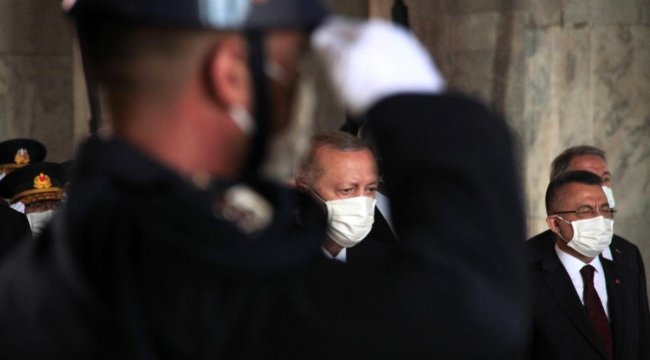 Devlet erkanı Büyük Zafer'in 99'uncu yıl dönümünde Anıtkabir'de