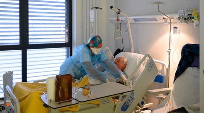 Fransa&#039;da son 24 saatte 17 bin 300 Kovid-19 vakası tespit edildi