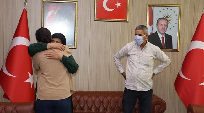 İkna yoluyla teslim olan PKK’lı aileleriyle buluşturuldu