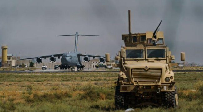 Kabil Havalimanı'na fırlatılan beş roket etkisiz hale getirildi