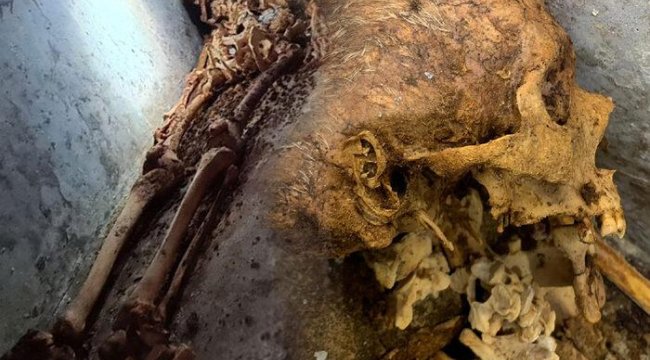 Pompeii&#039;de bulunan insan kalıntısı şaşırttı! Yarı mumyalanmış halde bırakılmış