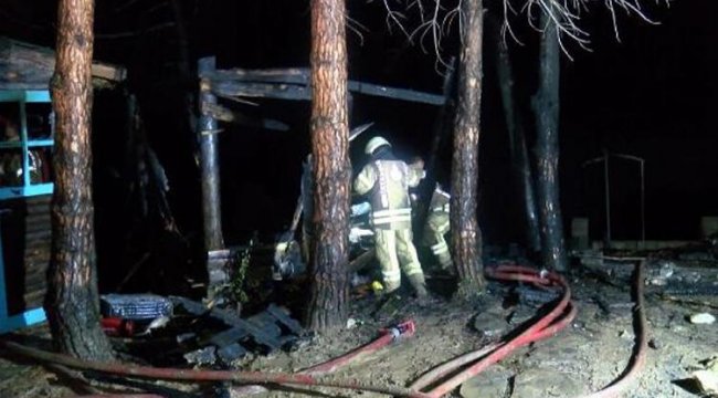 Şile&#039;de tatil köyünde ve ormanlık alanda yangın!