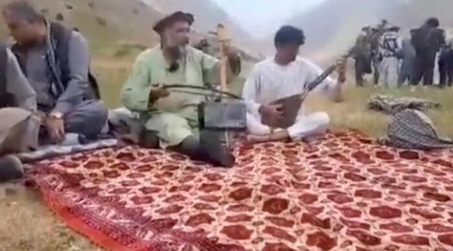 Taliban, Afgan ses sanatçısı Favad Andarabi’yi öldürdü!