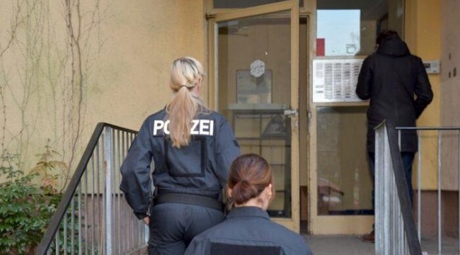 Almanya&#039;da Radikal İslamcıların Sayısı Azaldı