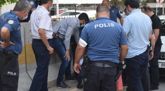 Malatya&#039;da adliye önünde hareketli anlar! Kendini yakmak istedi