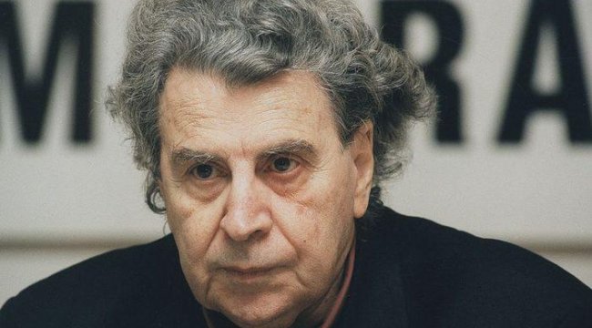 Mikis Theodorakis: Yunanistan’ın yakın tarihine damga vuran dev çınar