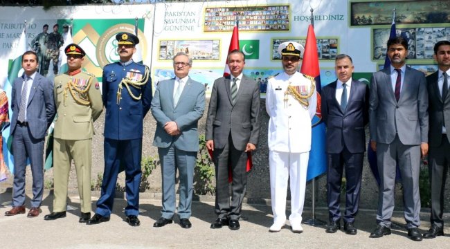 Pakistan Savunma ve Şehitler Günü Türkiye&#039;de anıldı