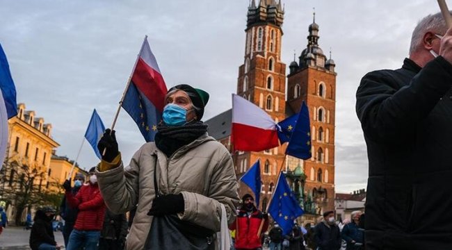 AB&#039;de yeni sancı: Brexit&#039;ten sonra Polexit