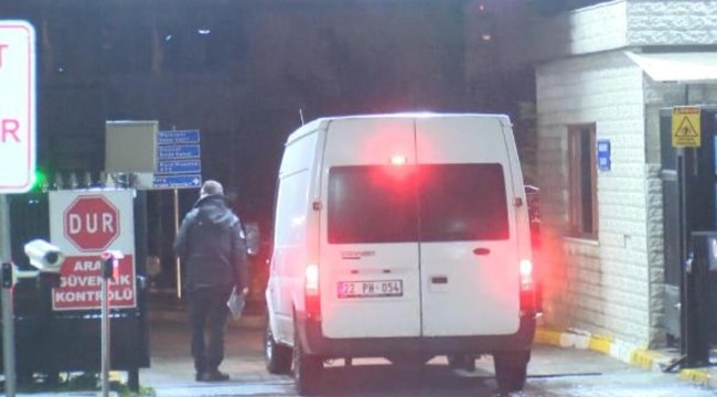Donarak ölen 12 göçmenin cenazeleri Adli Tıp Kurumu'na getirildi