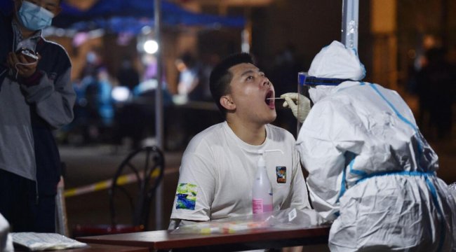 Çin, sıfırlama politikasında ısrarcı