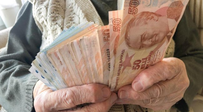 Yeni emekliler bayram ikramiyesi 2022 alacak mı? Yeni emekli olanların ikramiye durumu!