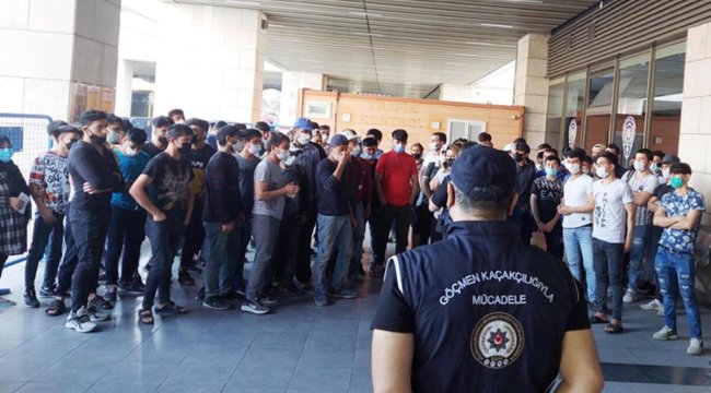 Denizli'de 85 kaçak göçmen sınır dışı edildi