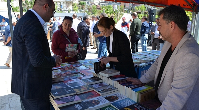 KORKMAK YERİNE ANLAMAK İÇİN ANDROMEDA