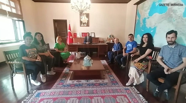 ÖZDEN BAŞARILI, AZİMLİ VE YARDIMSEVER