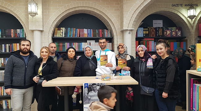 KONU OKURLARINA SARILMAKSA EYÜP YELGEN İMZASINI ATAR