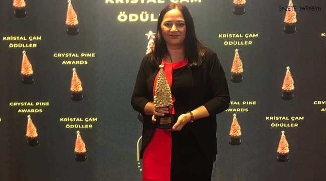 ÖDÜLLÜ YAZAR VE ŞAİR BETÜL FIRAT BAŞARIDAN BAŞARIYA KOŞUYOR
