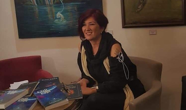 ARAŞTIRMACI-YAZAR'DA SANAT SEVDASI DA VAR