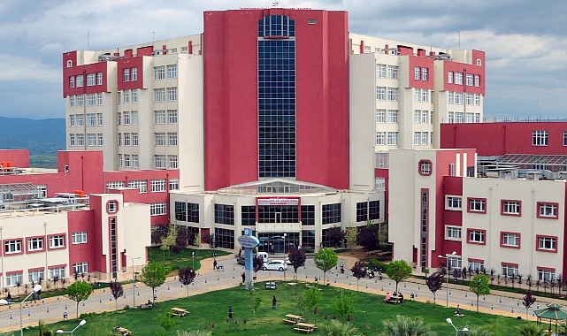 Aynı hastanenin çalışanları yarım saat arayla öldü