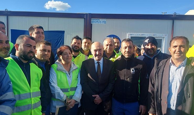Başkan Soyer Adıyaman'da kurulan konteyner kenti ziyaret etti