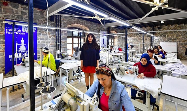 Büyükşehir Belediyesi yaraları dayanışmayla sarmaya devam ediyor