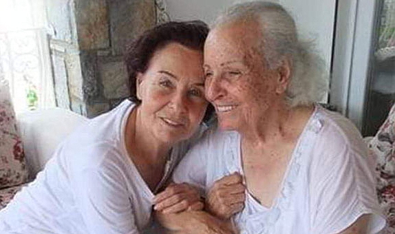 Fatma Girik’in annesi Münevver Ukav, vefat etti