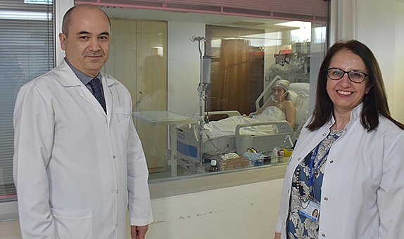 İzmir’de çift taraflı akciğer nakliyle 14 saatte hayata döndü
