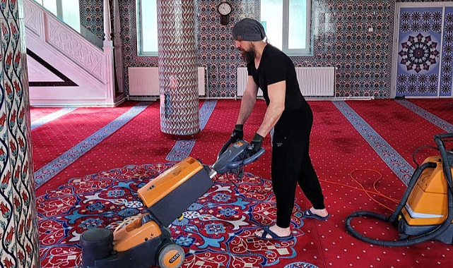 Narlıdere’de Camiler Ramazana Hazır