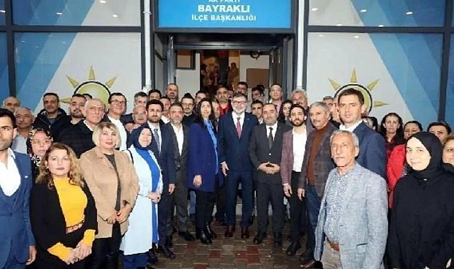 Başkan Saygılı, Bayraklı’da coşkuyla karşılandı