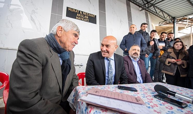 Başkan Soyer bir kez daha Kiraz&#039;ın Dokuzlar köyünde