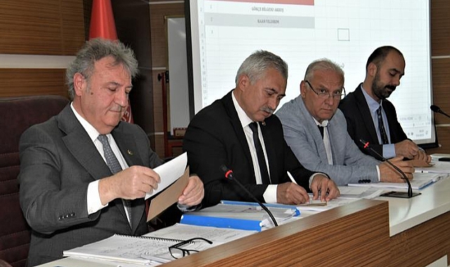 Bornova Belediye Meclisi’ne iki yeni isim