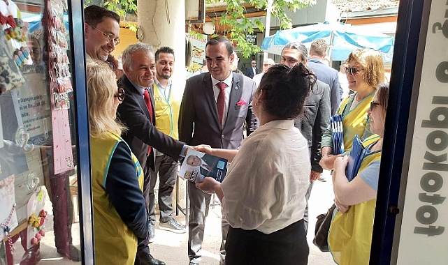 İYİ Parti İzmir 2. Bölge Milletvekili Adayı Mümin YALÇINKAYA Çiğli esnafıyla buluştu