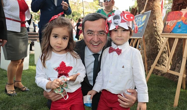 Konak’ın parklarında 23 Nisan coşkusu