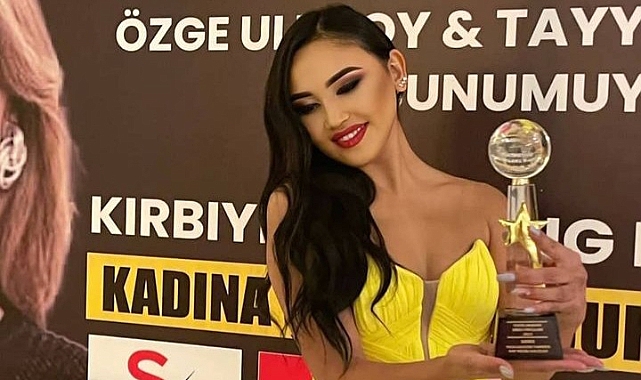 MÜZİK ONUN DÜNYASI