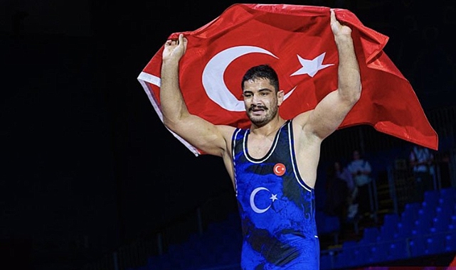 Taha Akgül tarihe geçti