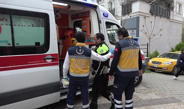Trafikte terör estirdi! Köşeye sıkışan maganda polise çarparak kaçtı