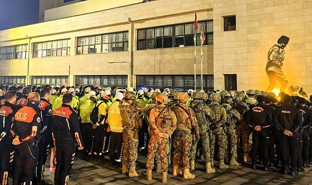 Afyonkarahisar'da uyuşturucu tacirlerine darbe! Çok sayıda gözaltı