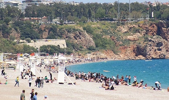 Antalya’da yazı aratmayan görüntüler