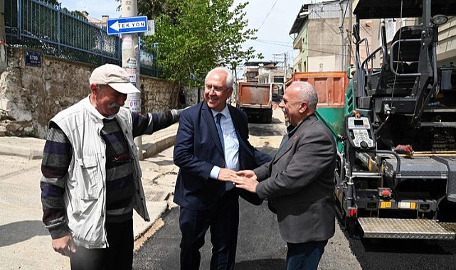 Başkan Selvitopu mahalleleri dolaşarak çalışmaları denetledi