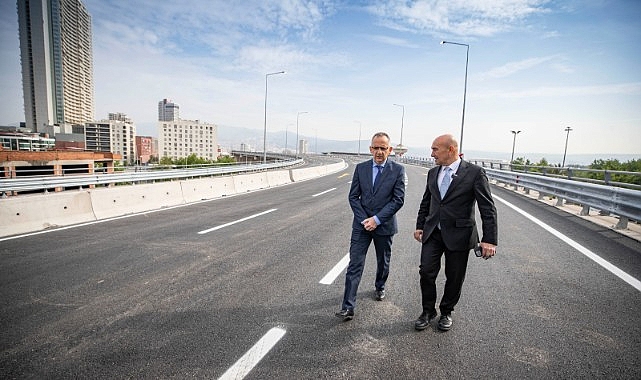 Başkan Soyer: İzmir’e hayırlı olsun! 45 dakikalık yol 10 dakikaya inecek