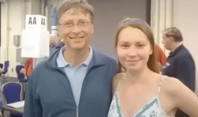 Bill Gates’in Rus kadınla ilişkisi ortaya çıktı: Fotoğrafları sızdırmakla tehdit etmiş