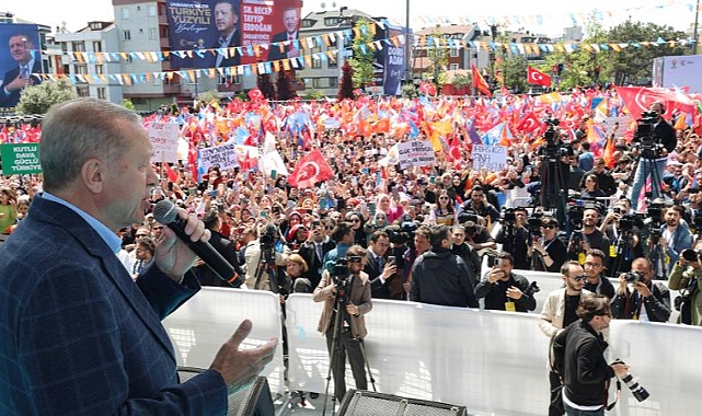 Cumhurbaşkanı Erdoğan: Benim milletim teröristlerle el ele olanlara yarın 'yürü' demeyecektir