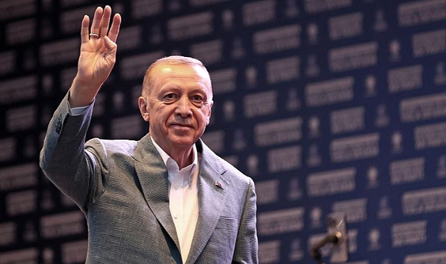 Cumhurbaşkanı Erdoğan duyurdu: Depremzede gençlere ek kontenjan