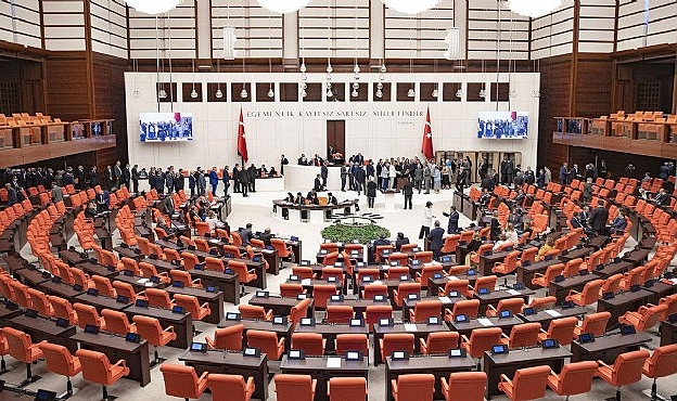 İşte İzmir'in yeni milletvekilleri: Kim/kimdir?