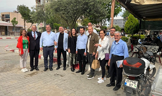 İYİ Parti İzmir 2. Bölge Milletvekili Adayı Mümin YALÇINKAYA Kemalpaşalı seçmenlerle kucaklaştı