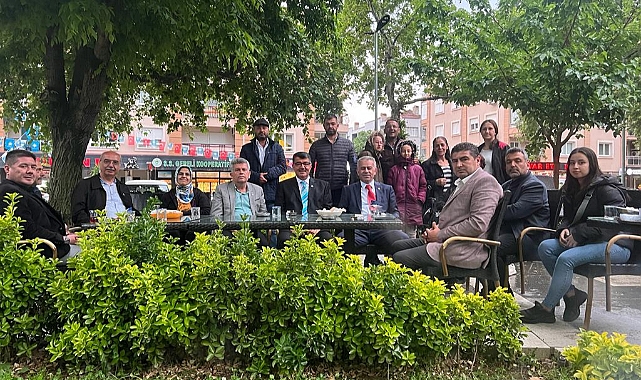 İYİ Parti İzmir 2. Bölge Milletvekili Adayı Mümin YALÇINKAYA Ödemiş'deki seçmenlerden tam destek aldı