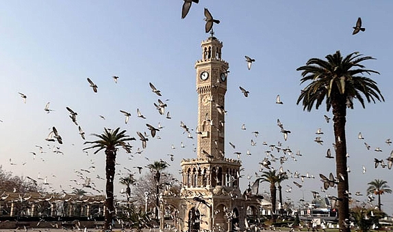 İzmir’de hangi parti ne kadar oy aldı?