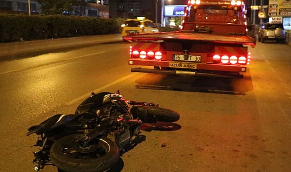 İzmir’de otobüs ile çarpışan motosikletin sürücüsü öldü