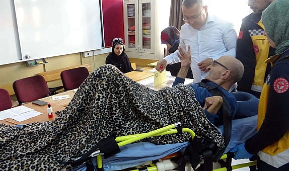 İzmirliler sandık başına gitti